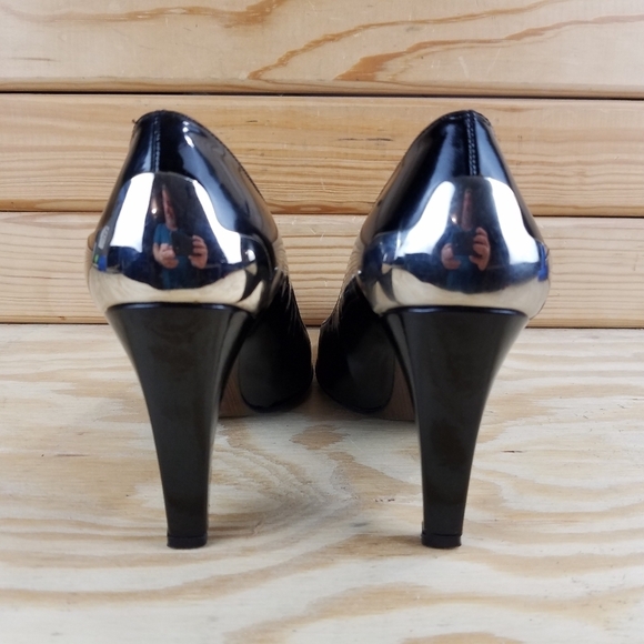 Stuart Weitzman 6.5 US Slip on Leather Stiletto High Heels Pumps - Picture 4 of 11